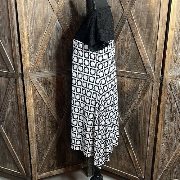 Poliana Plus Dress NWOT - Picture 3 of 7